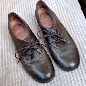 Dansko Louise oxfords